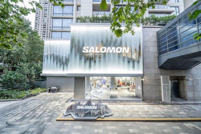 牌新春限定里面门道有多深新利娱乐卖断货的户外品(图10)