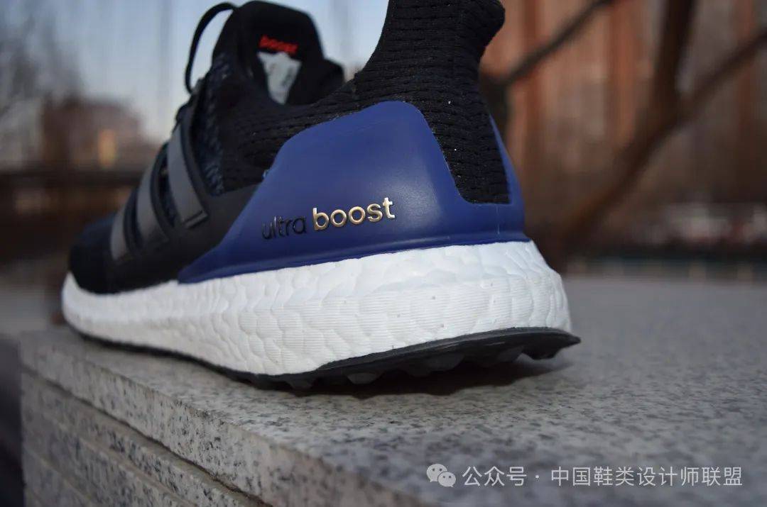 的质量与科技竞争新利娱乐跑鞋市场(图5)