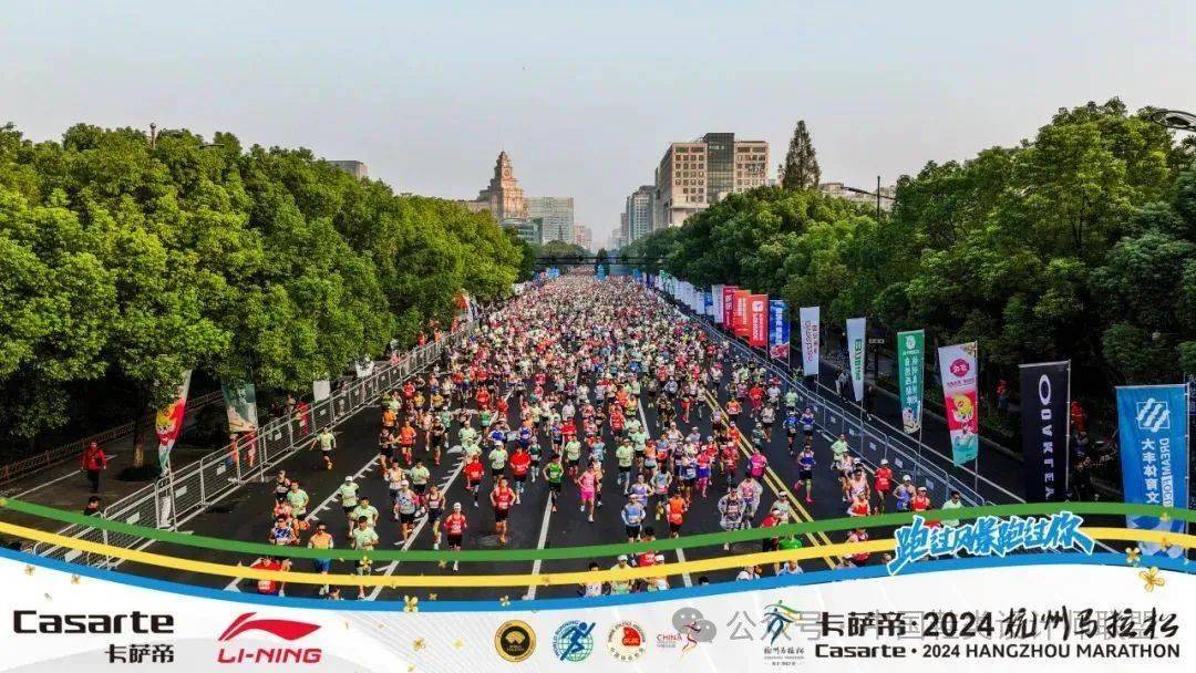 的质量与科技竞争新利娱乐跑鞋市场(图10)