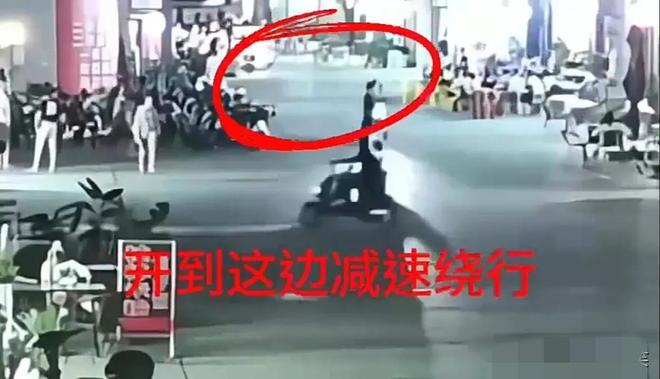 索赔47万网友：存在故意行为。越闹越大！血友病小孩鬼探头被撞(图3)